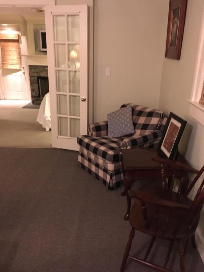 לוויסטון Niagara Mansion Carriage Suite מראה חיצוני תמונה